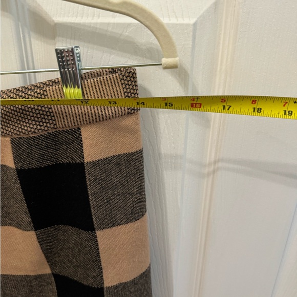 Ike New English Factory Gingham Skirt - Picture 7 of 7